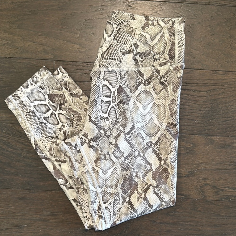 Victoria’s Secret Snake Print Leggings